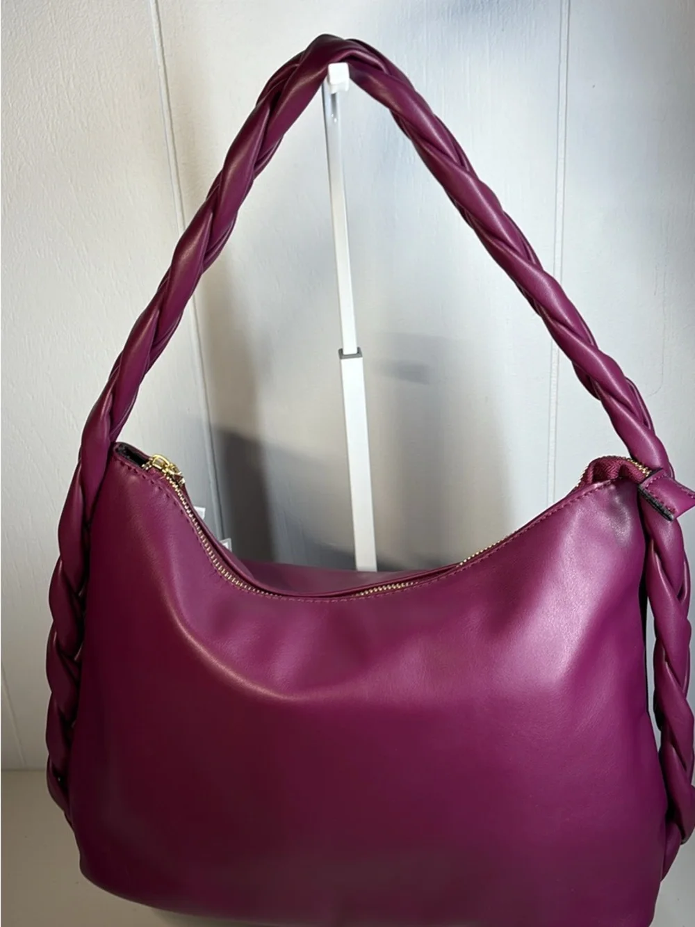 New Delilah Vegan Knotted Hobo bag Jen & Co.